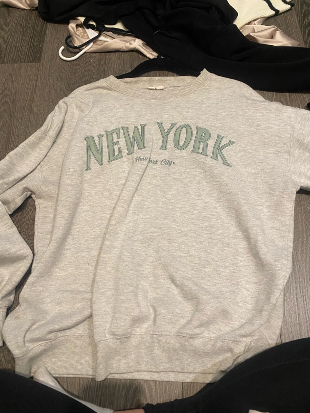 New York Graphic Crewneck Sweatshirt - Light Gray